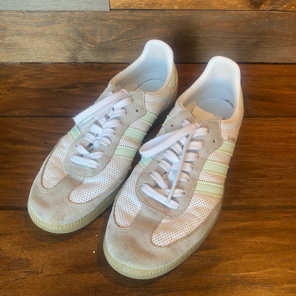 Adidas Samba Classic Sneakers size 10